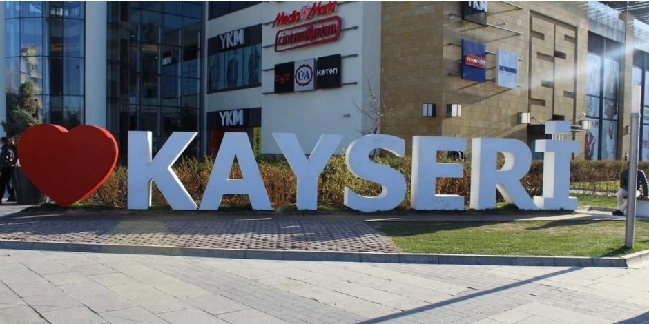 Kayseri'de Araç Kiralamanın Avantajları