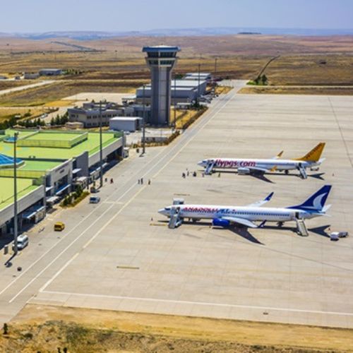 Sanliurfa Gap Flughafen, Sanliurfa, Türkei ( GNY )