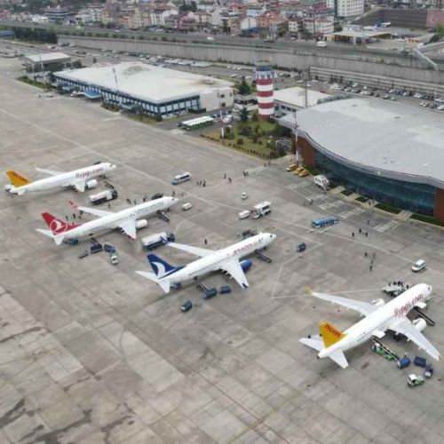 Trabzon Flughafen, Trabzon, Türkei ( TZX )